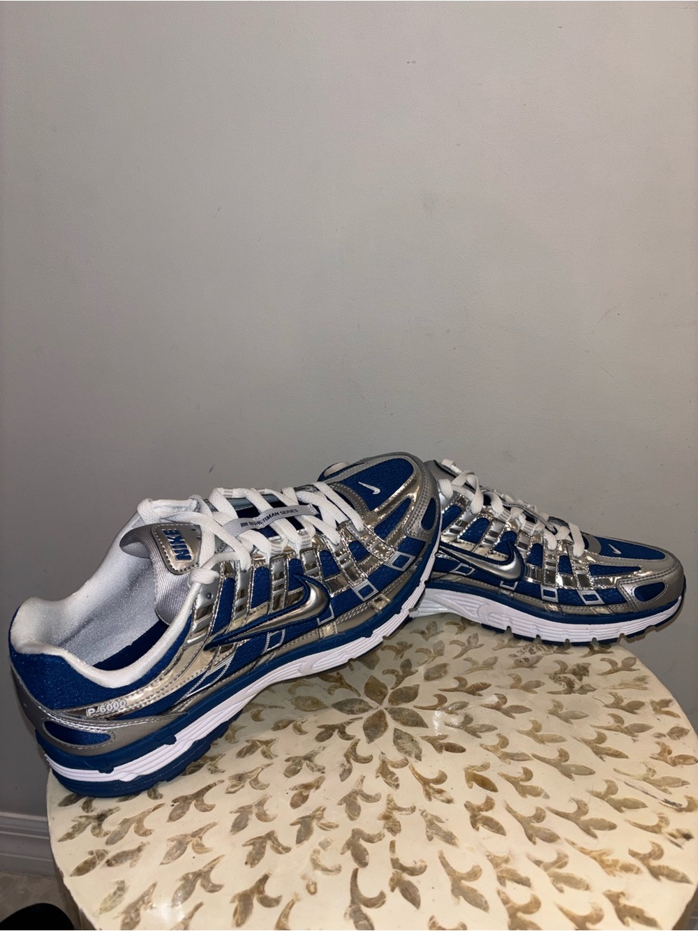 Nike P-6000
Court Blue Metallic Silver